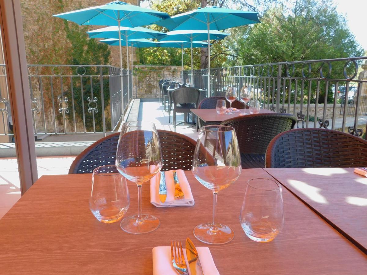 Hotel-Restaurant Des Augustins Saint-Cyprien  Eksteriør billede
