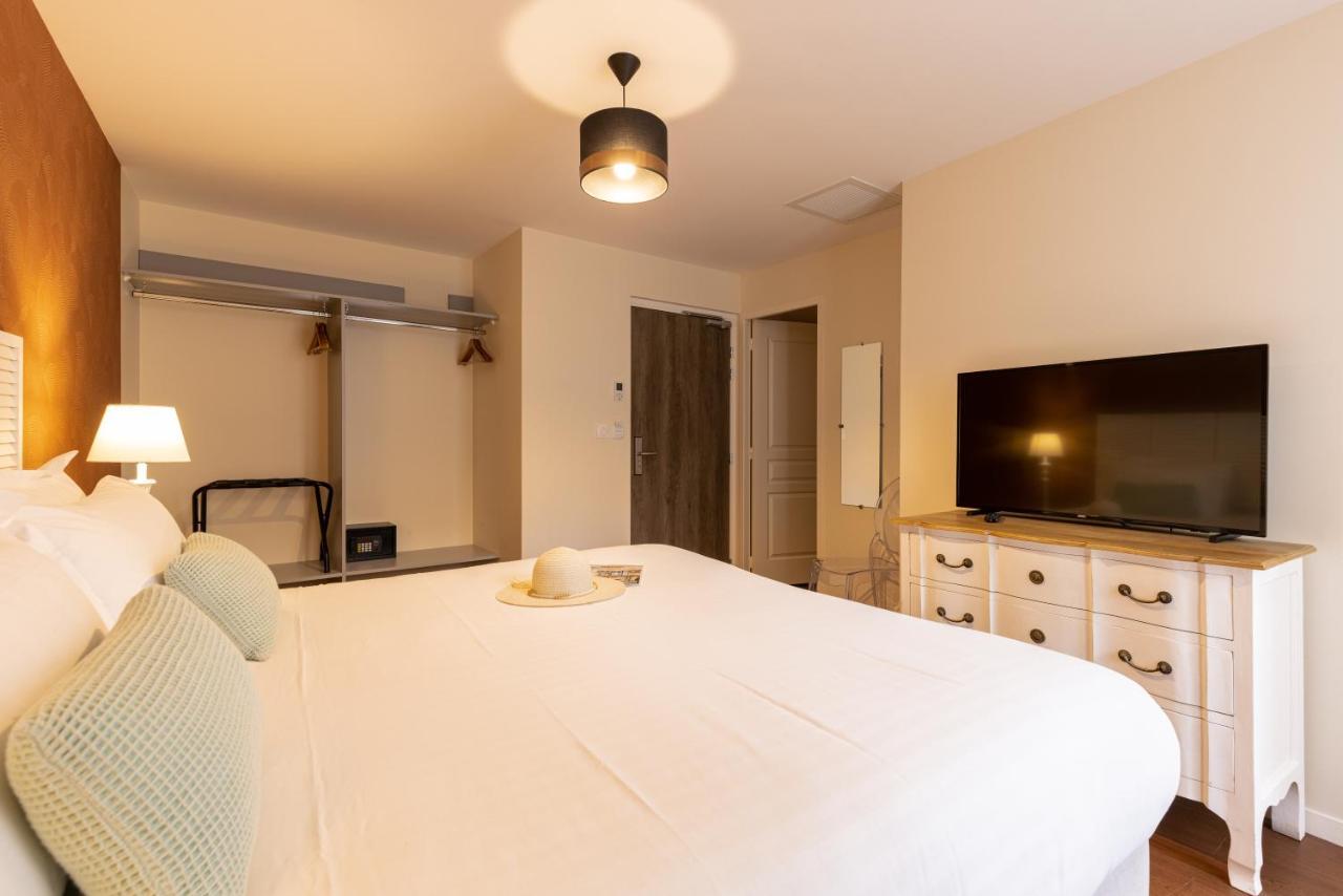 Hotel-Restaurant Des Augustins Saint-Cyprien  Eksteriør billede