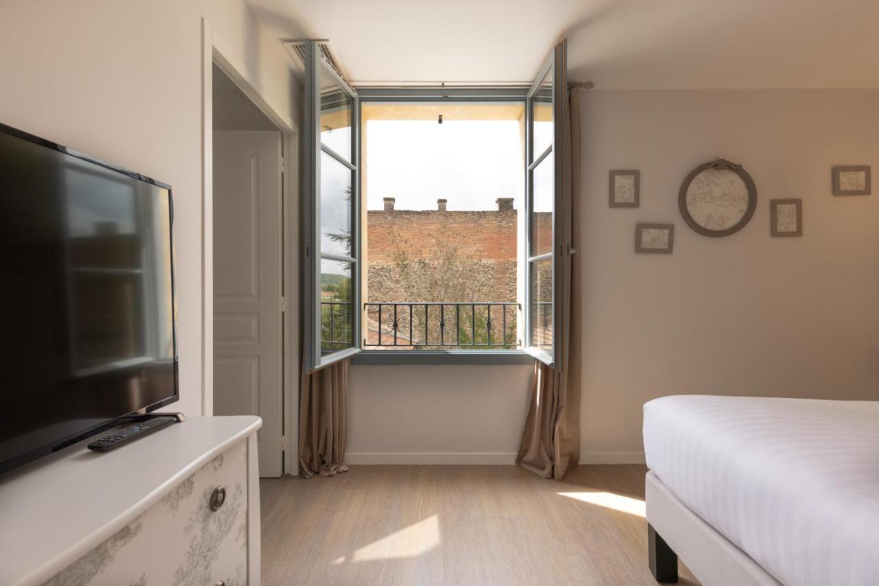 Hotel-Restaurant Des Augustins Saint-Cyprien  Eksteriør billede
